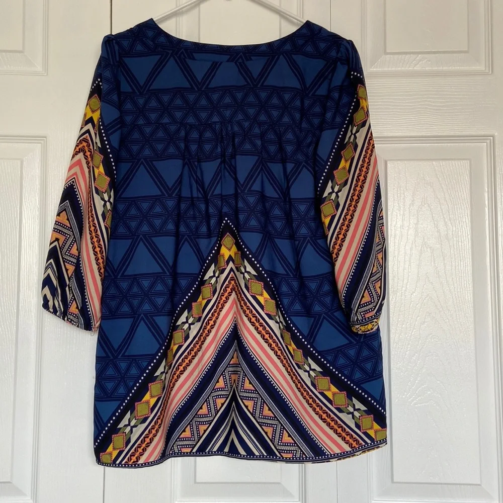 Pink Owl geometric blouse - Picture 2 of 8